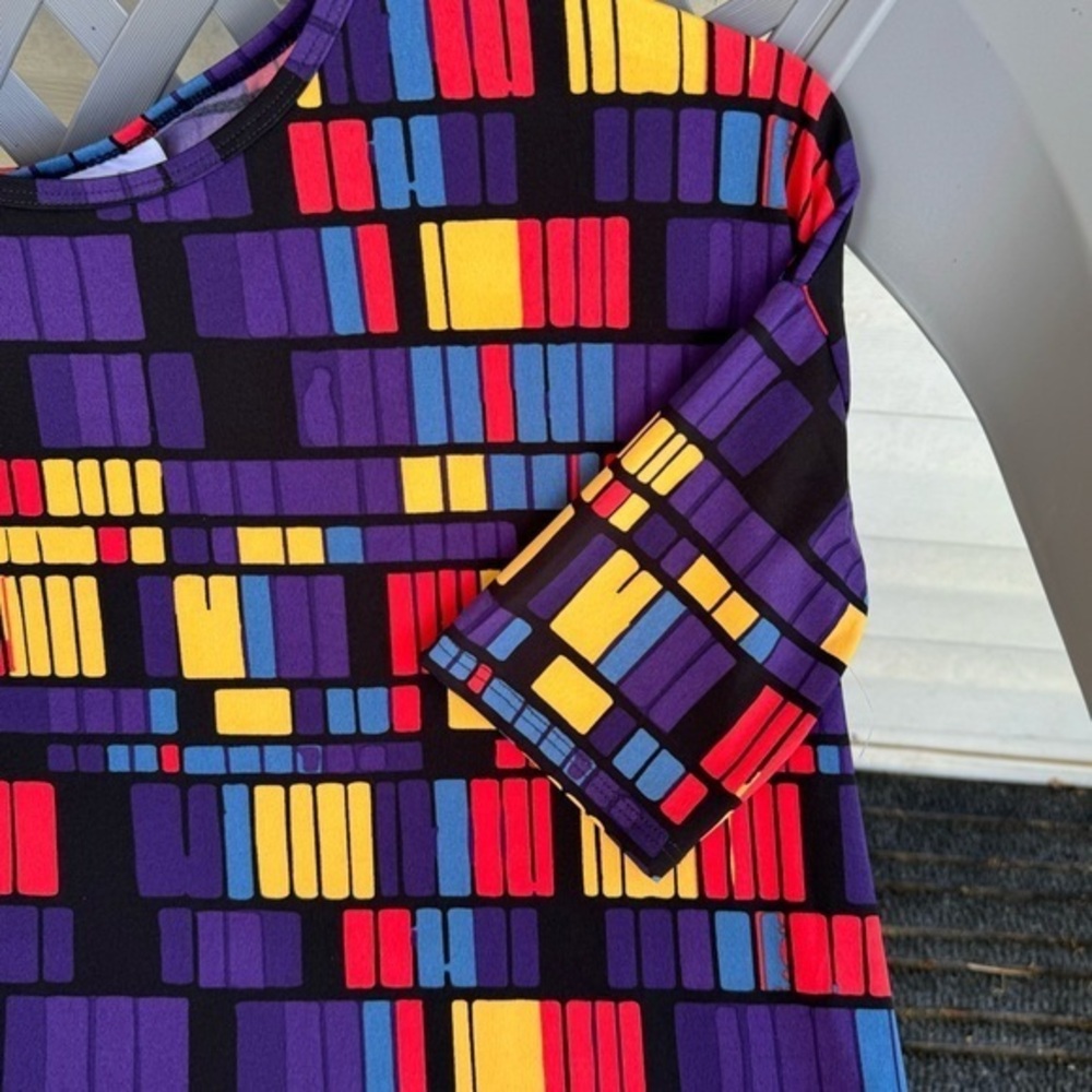 Lularoe EUC Women’s Multicolor‎ Geometric Irma sz S Bundle and save! - Picture 3 of 6